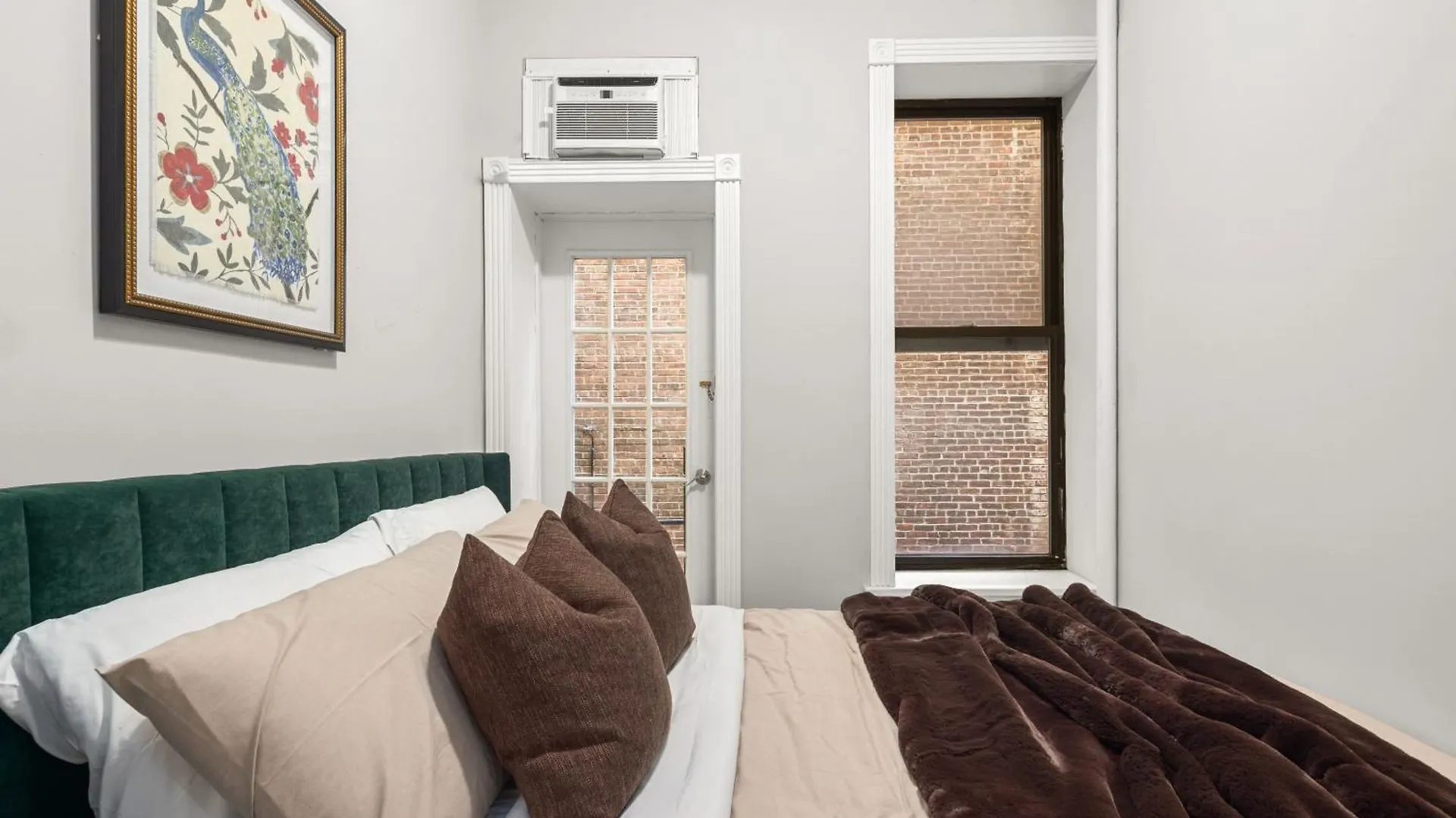 Stylish Escape Modern 2Br Condo On Prince Street 뉴욕 아파트
